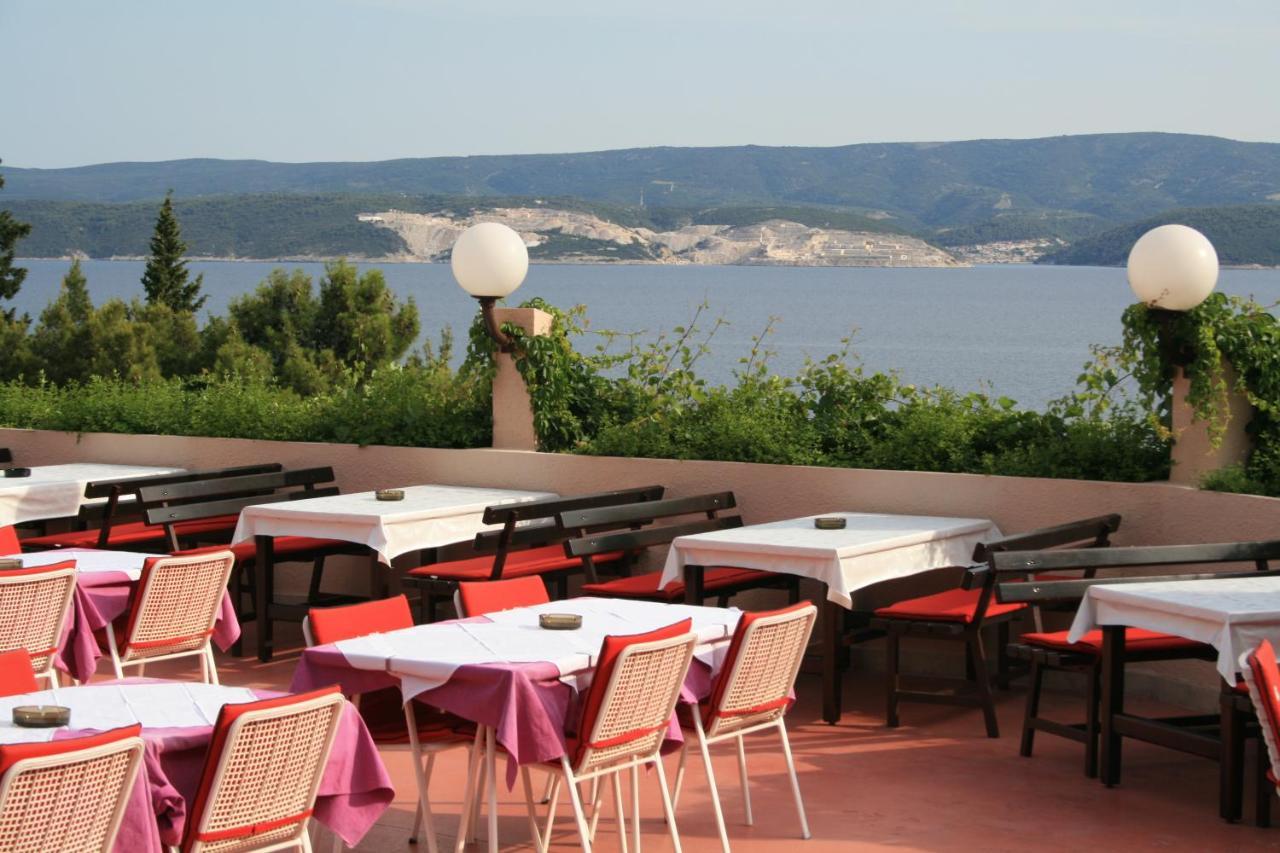 Villa Ljetni San Omis Exterior photo