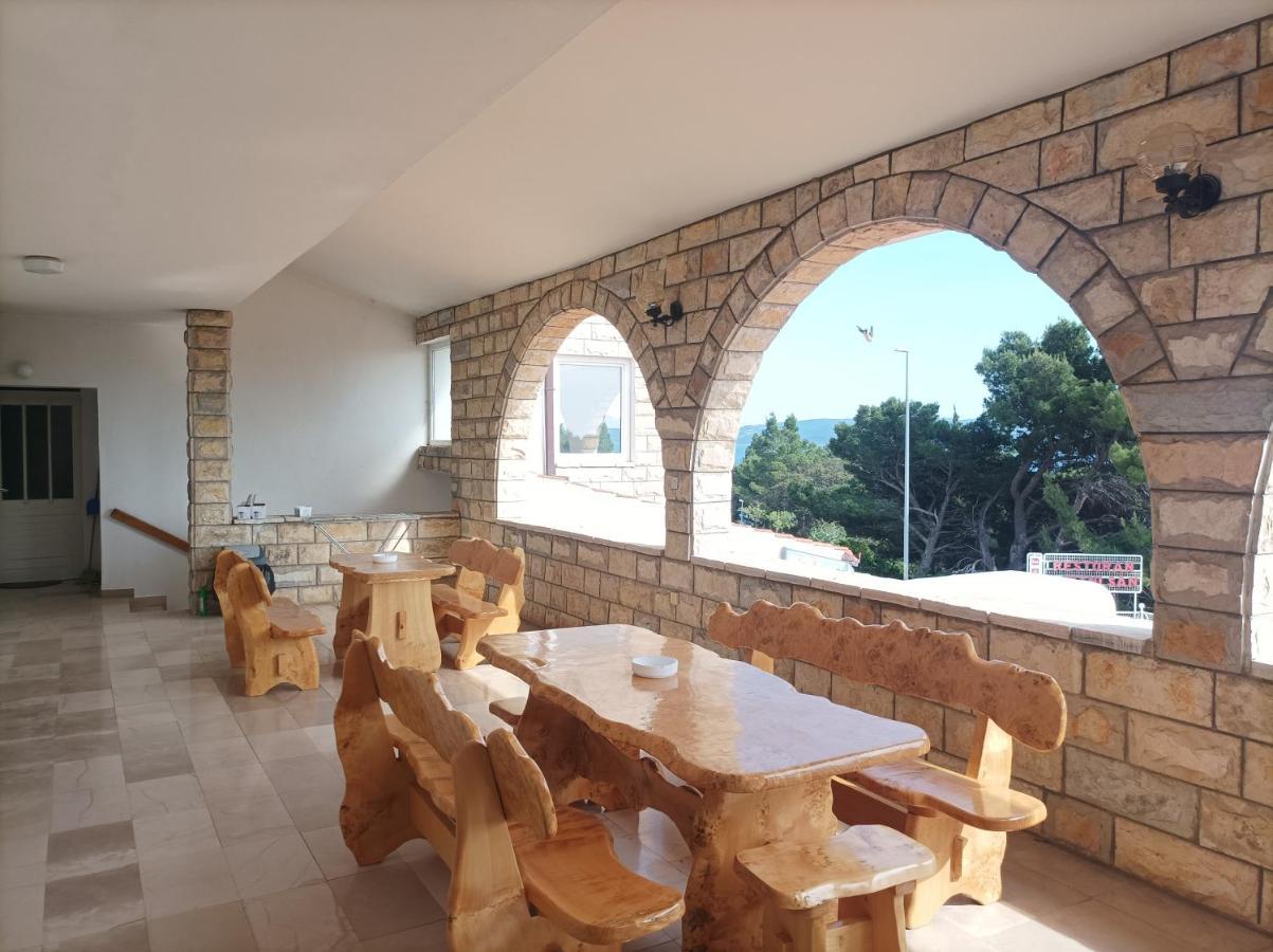 Villa Ljetni San Omis Exterior photo