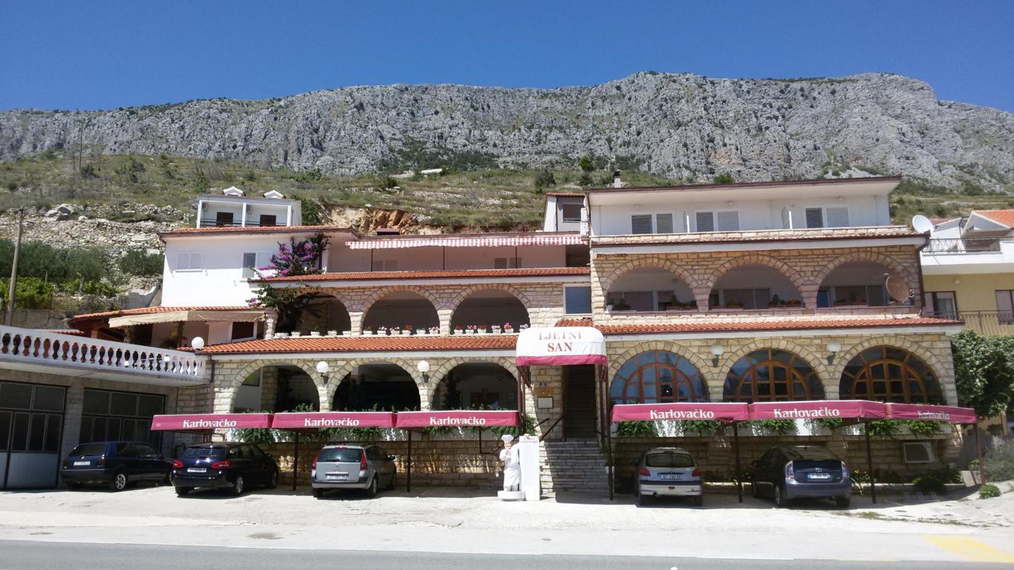 Villa Ljetni San Omis Exterior photo